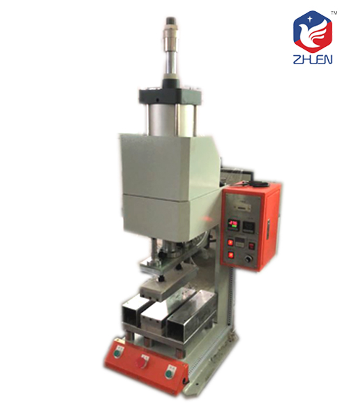 C型氣壓機(jī)、汽車(chē)?yán)劝存I成型、五金裝配